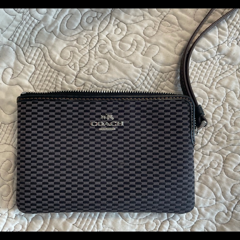 Coach Corner Zip Wristlet